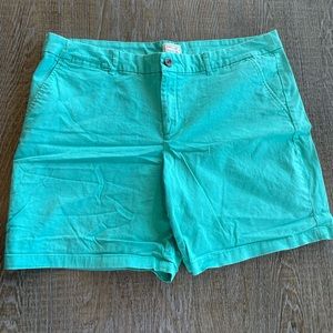 GREEN SHORTS